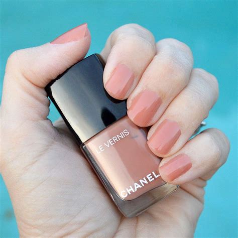 chanel le vernis longwear nail colour 646 bleached mauve|Chanel long wear nail polish.